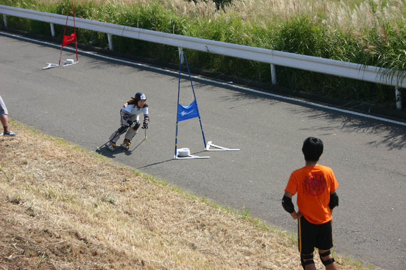 8th070