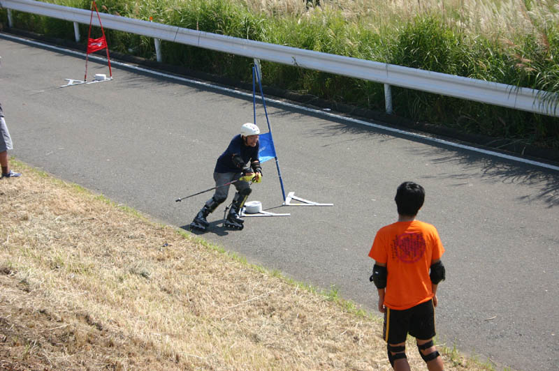 8th074